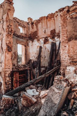 Eski Belchite kasabasının kalıntıları