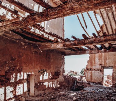 Belchite 'deki harabe ev.