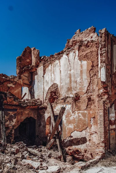 Ερειπωμένο Σπίτι Στην Παλιά Πόλη Belchite — Φωτογραφία Αρχείου