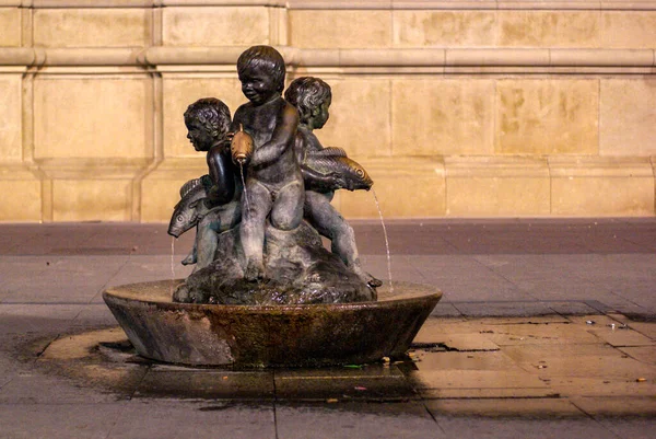 Children Fountain Plaza Del Pilas — Stock Photo, Image