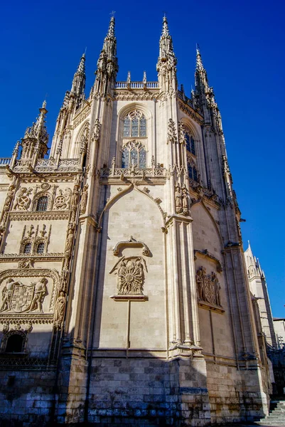 Burgos katedralinin merkez kulesinin detayları.