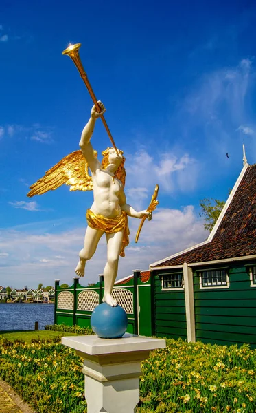 Engelsstatue Spielt Die Zaanse Schans Trompete — Stockfoto