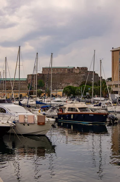 Uitzicht Vesting Priamar Vanuit Haven Van Savona — Stockfoto