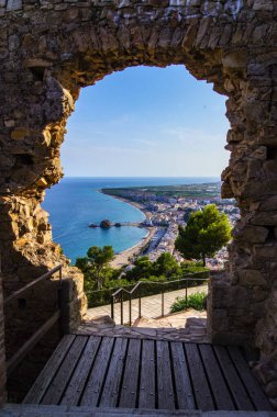 San Juan Kalesi 'nden Blanes' in manzarası