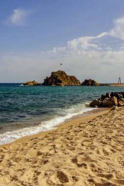 Blanes Sahili 'nden La Palomera manzarası