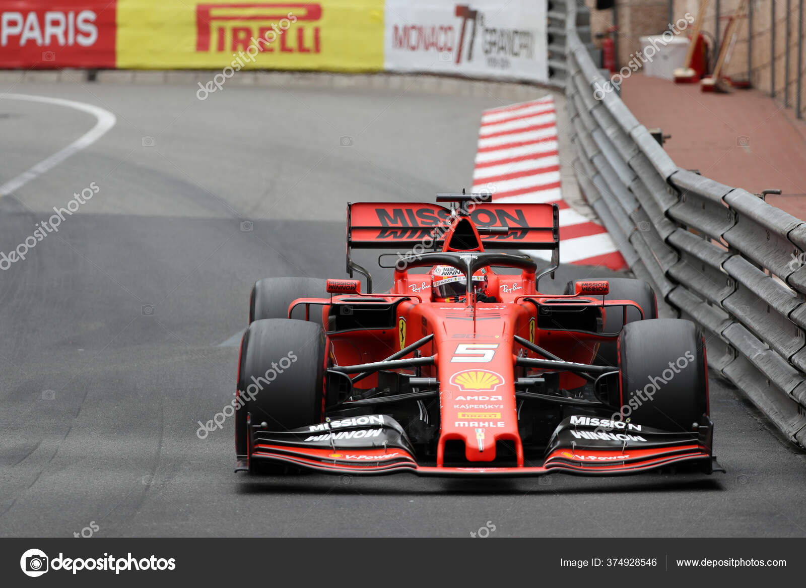 Formula 1 Skachat Kartinki Stokovye Foto Formula 1 V Horoshem Kachestve Depositphotos