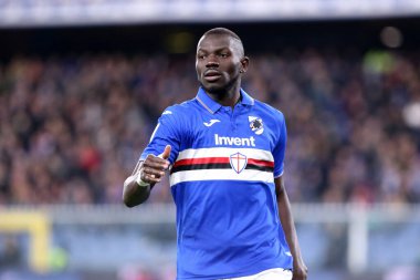 Cenova, İtalya. 18 Aralık 2019. İtalyan Serisi A. Uc Sampdoria Uc Sampdoria 'dan Juventus Fc. Omar Colley' e karşı..   