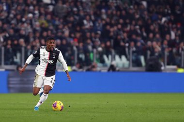  Juventus FCTorino, İtalya 'dan Douglas Costa. 10 Kasım 2019. İtalyan Serie A- Juventus Fc Ac Milan 'a karşı.
