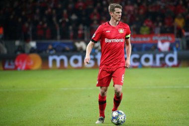 Leverkusen, Almanya. 11 Aralık 2019. Uefa Şampiyonlar Ligi 2019-20 Grubu D. Bayer Leverkusen 'den Sven Bender..