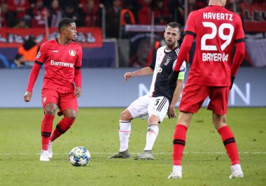 Leverkusen, Almanya. 11 Aralık 2019. Uefa Şampiyonlar Ligi 2019-20 Grup D. Bayer Leverkusen 'den Leon Bailey..