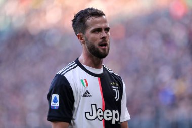 Torino, İtalya. 06 Ocak 2020. İtalyan Serisi A. Juventus Fc, Cagliari Calcio 'ya karşı. Juventus FC 'den Miralem Pjaniç   