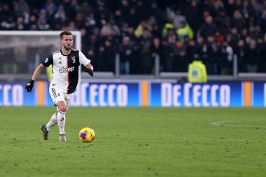 Torino, İtalya. 19 Ocak 2020. İtalyan Serisi A. Juventus Fc, Parma Calcio 'ya karşı. Juventus FC 'den Miralem Pjaniç.   