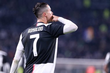 Torino, İtalya. 19 Ocak 2020. İtalyan Serisi A. Juventus Fc, Parma Calcio 'ya karşı. Juventus FC 'den Cristiano Ronaldo gol attıktan sonra kutluyor   