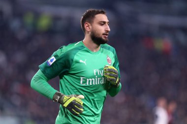 İtalya, Torino 'da Ac Milan' dan Gianluigi Donnarumma. 10 Kasım 2019. İtalyan Serie A- Juventus Fc Ac Milan 'a karşı.