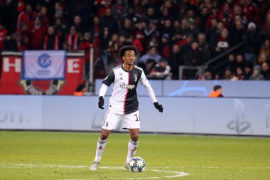 Leverkusen, Almanya. 11 Aralık 2019. Uefa Şampiyonlar Ligi 2019-20 Grubu D. Juan Cuadrado Juventus FC 'den..   