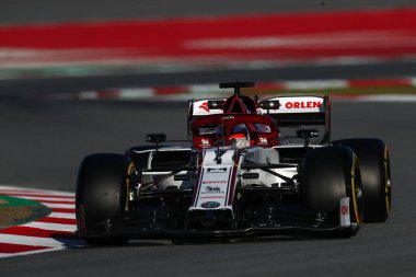Barselona, İspanya. 26 Şubat 2020. Finlandiya 'dan Kimi Raikkonen ve sezon öncesi F1 Kış Testi sırasında Alfa Romeo Racing