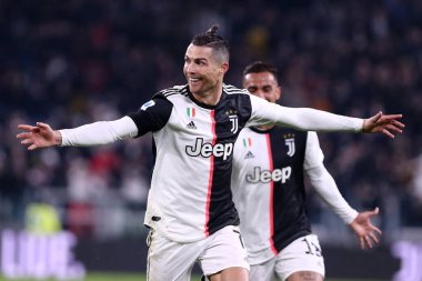 Torino, İtalya. 19 Ocak 2020. İtalyan Serisi A. Juventus Fc, Parma Calcio 'ya karşı. Juventus FC 'den Cristiano Ronaldo gol attıktan sonra kutluyor   