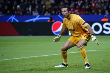 Leverkusen, Almanya. 11 Aralık 2019. Uefa Şampiyonlar Ligi 2019-20 Grup D. Gianluigi Buffon Juventus FC 'den..   