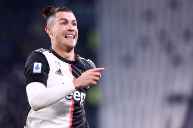 Torino, İtalya. 19 Ocak 2020. İtalyan Serisi A. Juventus Fc, Parma Calcio 'ya karşı. Juventus FC 'den Cristiano Ronaldo gol attıktan sonra kutluyor   