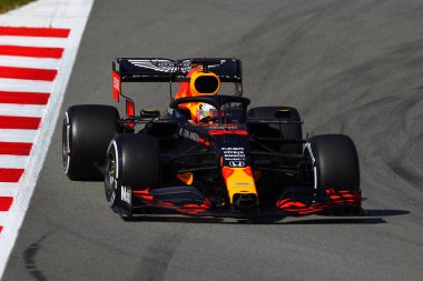 Barselona, İspanya. 26 Şubat 2020. Formula 1 sezon öncesi testi. Hollanda 'dan Max Verstappen ve F1 Kış Testi sırasında Aston Martin Red Bull Racing 