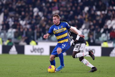 Torino, İtalya. 19 Ocak 2020. İtalyan Serisi A. Juventus Fc, Parma Calcio 'ya karşı. Parma Calcio 'dan Dejan Kulusevski  .