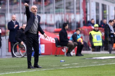 Milano, İtalya. 19 Ocak 2020. İtalyan Serisi A. Ac Milan, Udinese Calcio 'ya karşı. Stefano Pioli, Milan 'ın baş antrenörü.. 