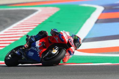 Pramac Racing 'den Francesco Bagnaia, San Marino' daki Moto GP Octo Grand Prix sırasında yolda ilerliyor.. 