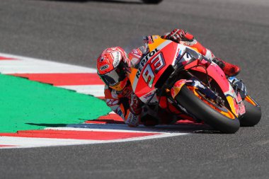 Repsol Honda Takımı 'ndan Marc Marquez, San Marino' daki Moto GP Octo Grand Prix sırasında yolda ilerliyor.. 