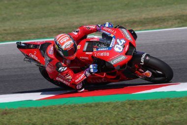 Ducati Takımı 'ndan Andrea Dovizioso, San Marino' nun Moto GP Octo Grand Prix 'si için ücretsiz antrenman sırasında yolda.. 