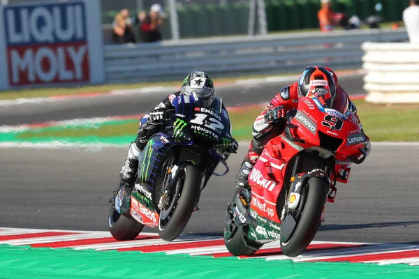 Danilo Petrucci Της Ducati Team Και Maverick Vinales Της Yamaha — Φωτογραφία Αρχείου