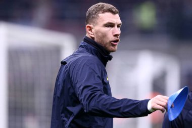 Milano, İtalya. 6 Aralık 2019. İtalyan Serisi A. Fc Internazionale, Roma 'ya karşı. Roma 'dan Edin Dzeko.