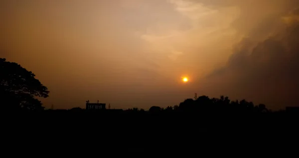 Belle Soirée Coucher Soleil Avec Soleil Nuage — Photo