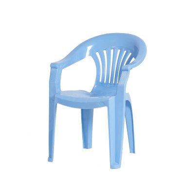 Beyaz arkaplanı olan plastik sandalye