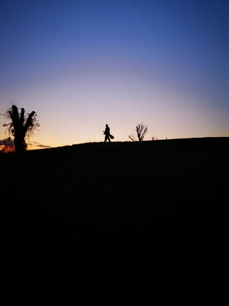 Lonely Golfer Twilight — Stock Photo, Image