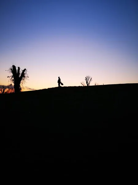 Одинокий Гольфист Сумерках — стоковое фото