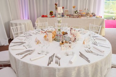 Güzel düğün detayları, tüm özel anlar ve değerli anılar..