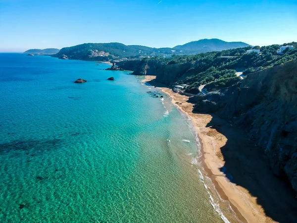 İbiza plajları. İspanya 'nın doğu İbiza adasında yer alan Aguas Blancas plajı.