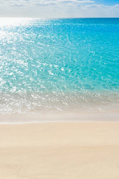 Costa Praia Com Areia Branca Água Azul Turquesa — Fotografia de Stock
