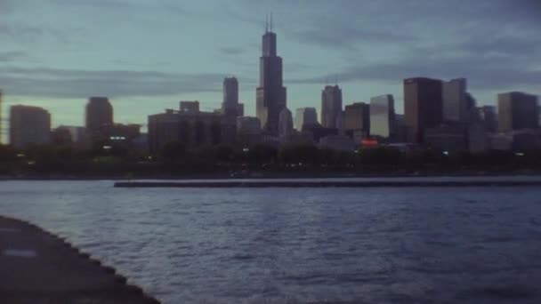 Σικάγο Την Αυγή Πυροβολήθηκε Από Λίμνη Michigan — Αρχείο Βίντεο