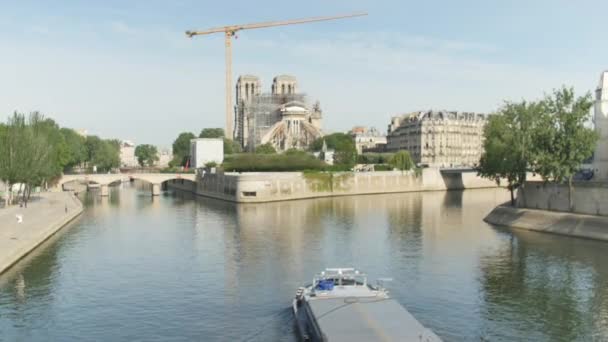 Boat Seine River Front Notre Dame Paris — Stock Video