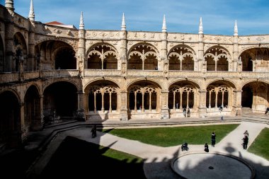 Belm Kulesi, Jernimos Manastırı, Padro dos Descobrimentos Lizbon ve Portekiz ve UNESCO 'nun Dünya Mirası' nın en önemli eserleridir.. 