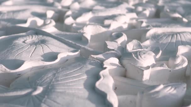 White gypsum decoration on white backgriund — Stock Footage White gypsum decoration on white backgriund Stock Video