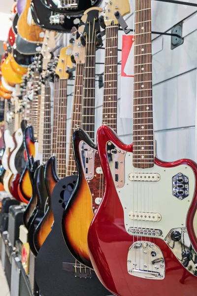 Dükkanı elektro gitar