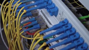Led ışıkları yanıp sönen ile veri merkezi