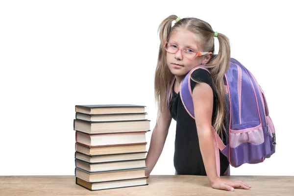 Seriöser Student mit Rucksack — Stockfoto