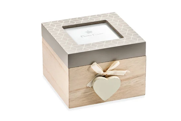 Caja de regalo con corazón —  Fotos de Stock