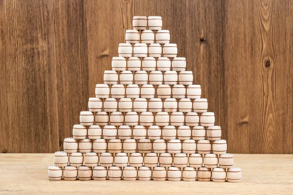 Pirámide de barriles de lotería — Foto de Stock