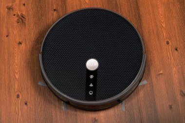 Plaminatta robot elektrik süpürgesi