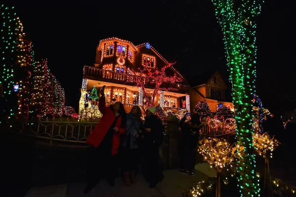 New York Usa December 2019 Dyker Heights District Christmas Lights — стокове фото