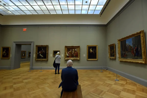 Manhattan New York Usa December 2019 Tourists Metropolitan Museum Art — 스톡 사진